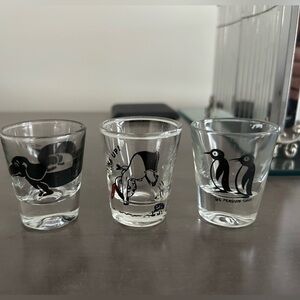 Vintage 1940s–50s Novelty Shot Glass Set (3) | Penguin • Dog • Cartoon Barwar